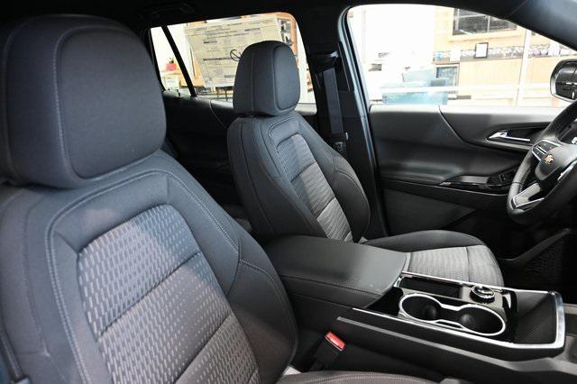 new 2026 Chevrolet Equinox car, priced at $30,495