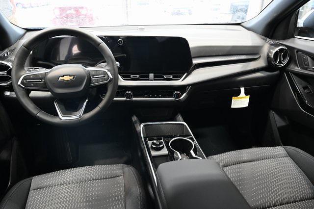 new 2026 Chevrolet Equinox car, priced at $30,495