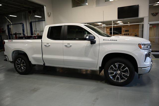 new 2025 Chevrolet Silverado 1500 car, priced at $45,295