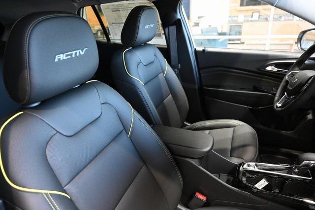 new 2025 Chevrolet Trax car, priced at $25,955