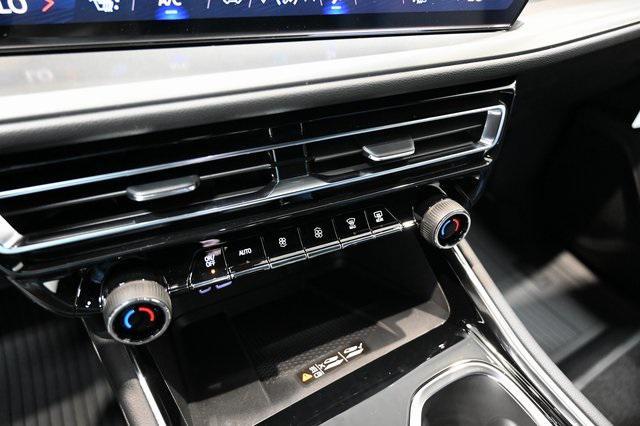 new 2026 Chevrolet Traverse car, priced at $46,695