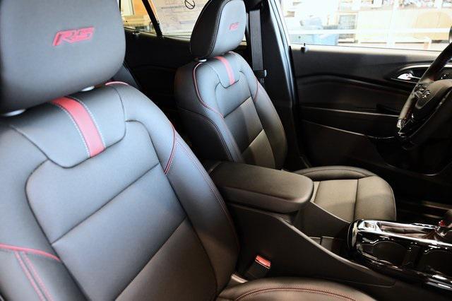 new 2025 Chevrolet Trax car, priced at $25,555