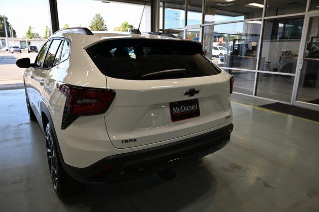 new 2025 Chevrolet Trax car, priced at $25,555