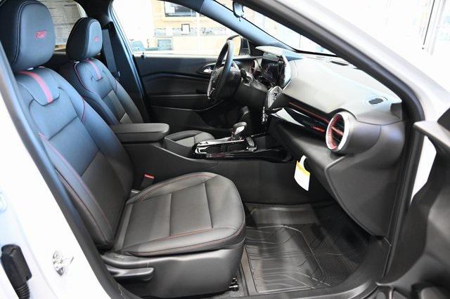 new 2025 Chevrolet Trax car, priced at $25,555