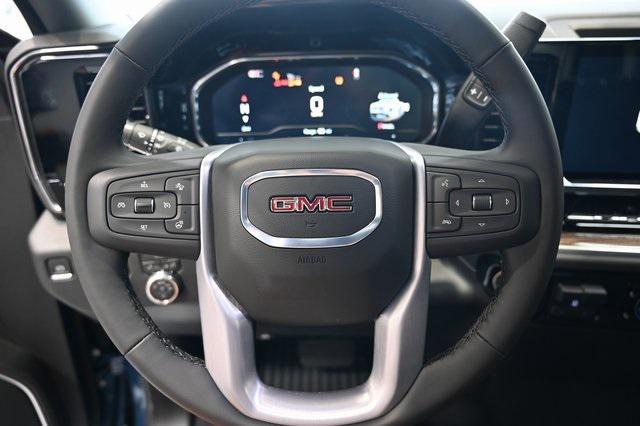 new 2025 GMC Sierra 1500 car, priced at $47,590