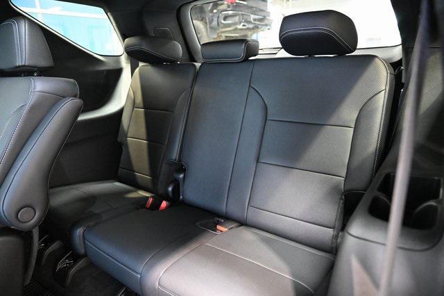 new 2026 Chevrolet Traverse car, priced at $41,995