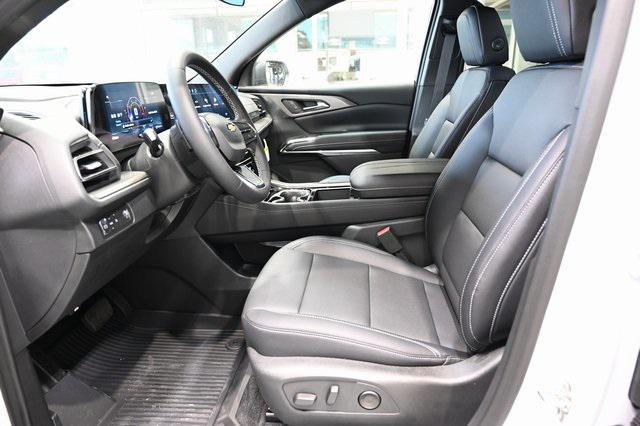 new 2026 Chevrolet Traverse car, priced at $41,995