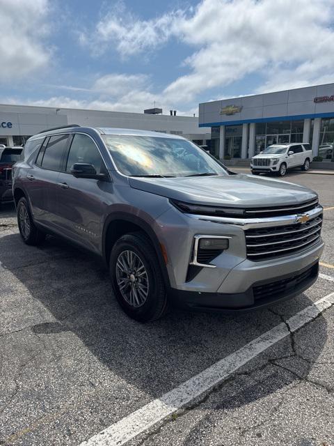 new 2025 Chevrolet Traverse car, priced at $41,995