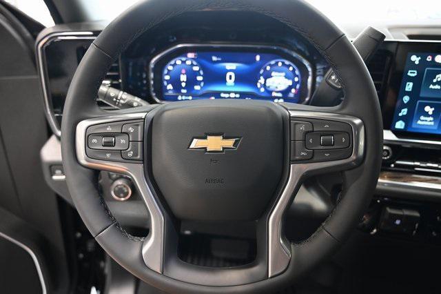 new 2025 Chevrolet Silverado 1500 car, priced at $40,645