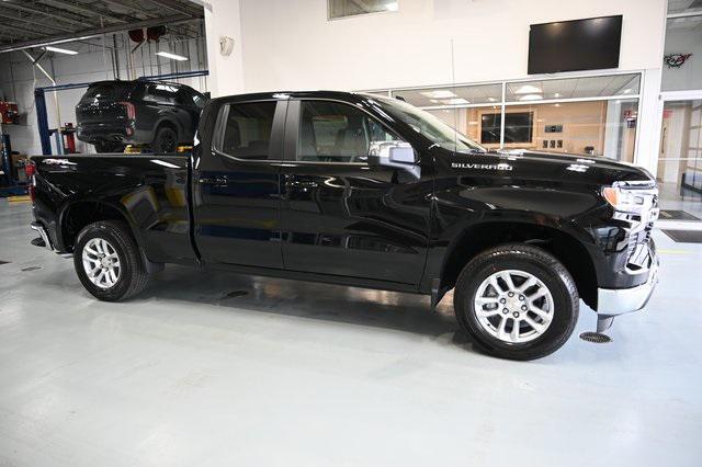 new 2025 Chevrolet Silverado 1500 car, priced at $40,645