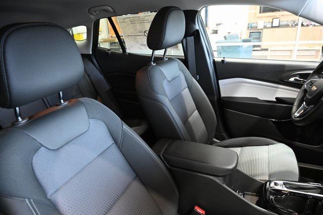 new 2025 Chevrolet Trax car, priced at $24,695
