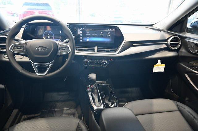 new 2025 Chevrolet Trax car, priced at $25,955