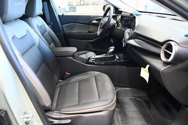 new 2025 Chevrolet Trax car, priced at $25,955
