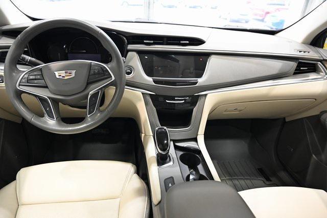 used 2018 Cadillac XT5 car, priced at $21,500