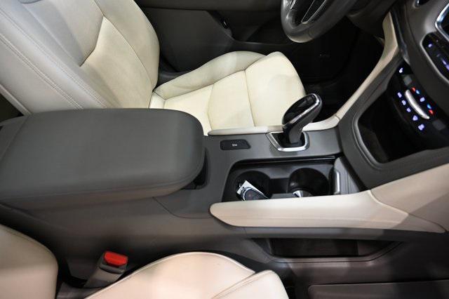 used 2018 Cadillac XT5 car, priced at $21,500