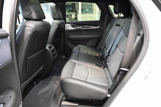 used 2025 Cadillac XT5 car, priced at $46,900