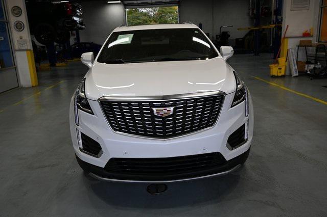used 2025 Cadillac XT5 car, priced at $46,900