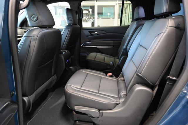 new 2025 Chevrolet Traverse car, priced at $42,795