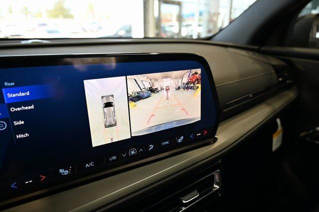 new 2025 Chevrolet Traverse car, priced at $42,795