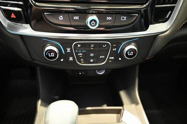 used 2021 Chevrolet Traverse car, priced at $23,900