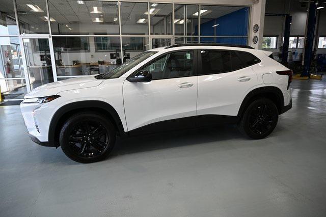 used 2025 Chevrolet Trax car, priced at $26,900