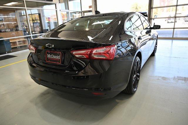 new 2025 Chevrolet Malibu car, priced at $34,295