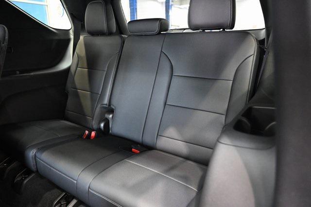 new 2025 Chevrolet Traverse car, priced at $43,695
