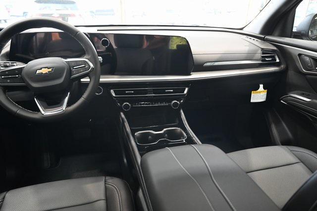 new 2025 Chevrolet Traverse car, priced at $43,695