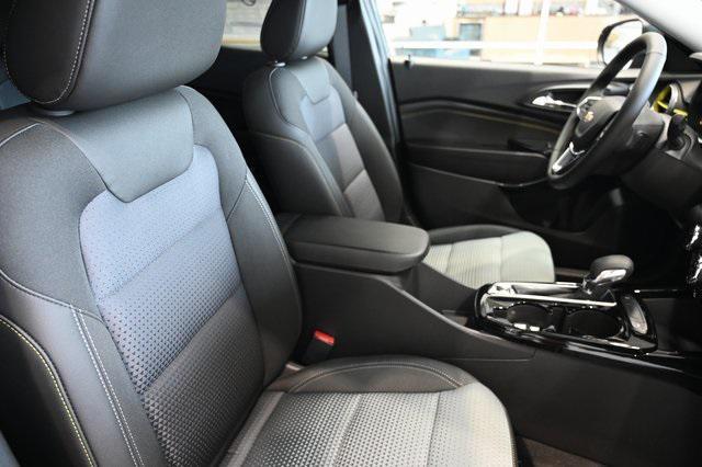 new 2025 Chevrolet Trax car, priced at $24,750