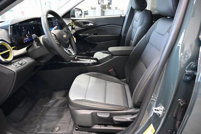 new 2025 Chevrolet Trax car, priced at $24,750