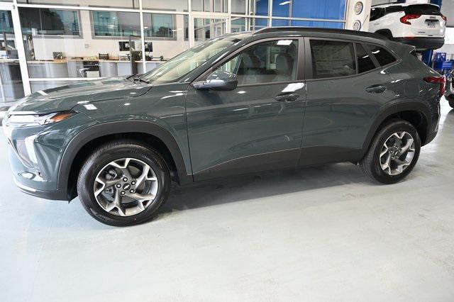 new 2025 Chevrolet Trax car, priced at $24,750