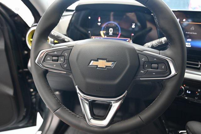 new 2025 Chevrolet Trax car, priced at $24,750
