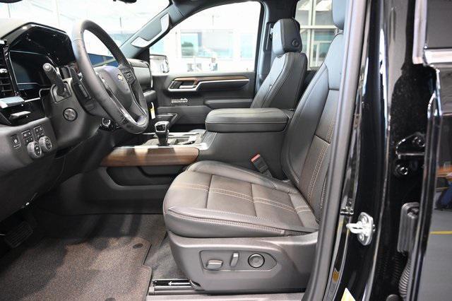 new 2025 Chevrolet Silverado 1500 car, priced at $67,220