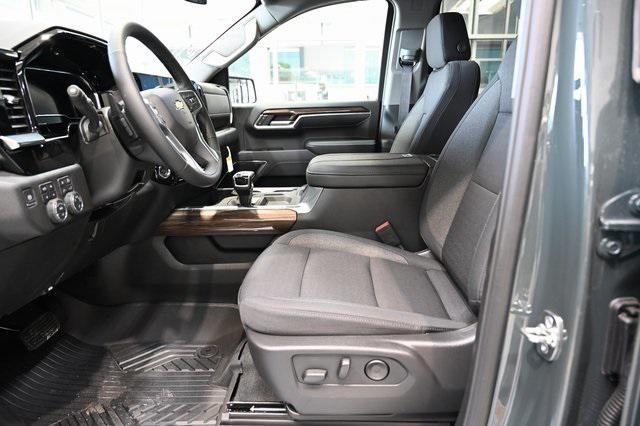 new 2025 Chevrolet Silverado 1500 car, priced at $55,520