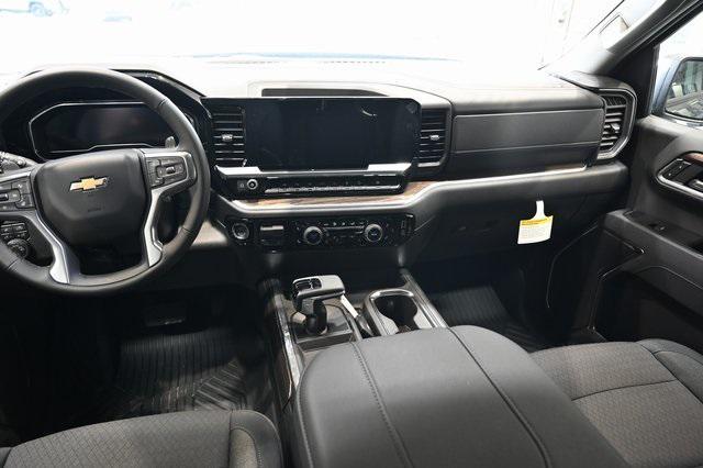 new 2025 Chevrolet Silverado 1500 car, priced at $55,520