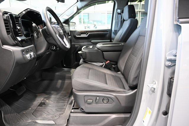 used 2024 GMC Sierra 1500 car, priced at $45,900