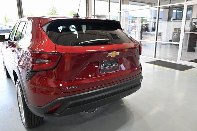 new 2025 Chevrolet Trax car, priced at $23,550