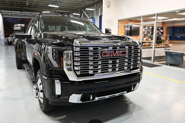 new 2025 GMC Sierra 3500 car, priced at $89,809