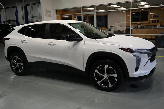used 2024 Chevrolet Trax car, priced at $22,900