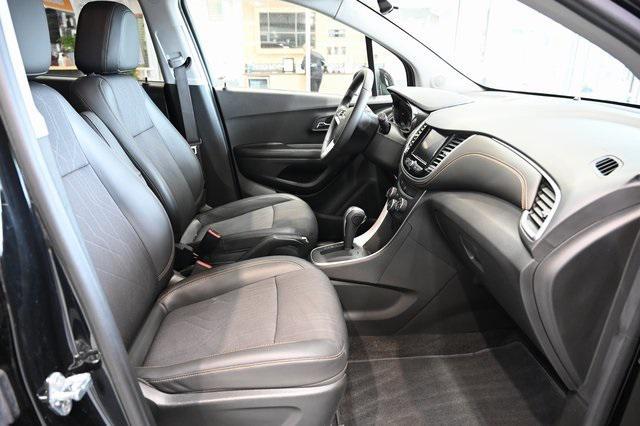 used 2022 Chevrolet Trax car, priced at $18,900