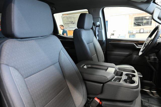 new 2026 Chevrolet Silverado 1500 car, priced at $47,095