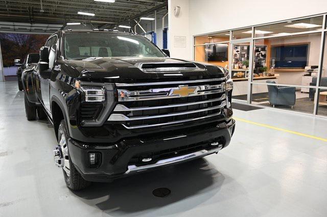 new 2025 Chevrolet Silverado 3500 car, priced at $87,495