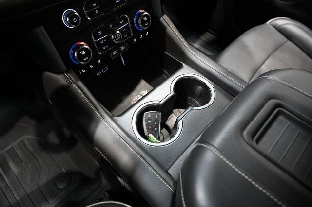 used 2024 GMC Yukon car, priced at $61,400
