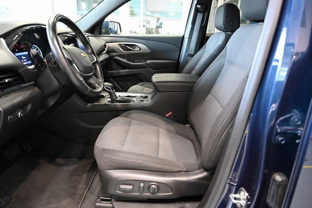 used 2022 Chevrolet Traverse car, priced at $32,300