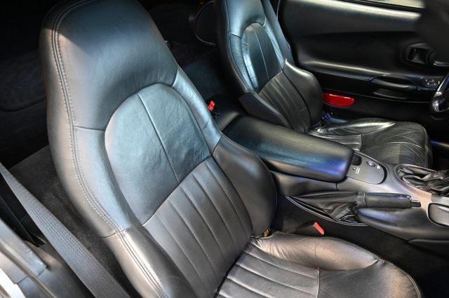 used 2000 Chevrolet Corvette car, priced at $13,900