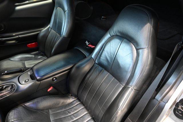 used 2000 Chevrolet Corvette car, priced at $13,900