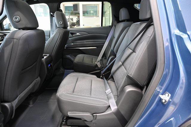 new 2025 Chevrolet Traverse car, priced at $43,660