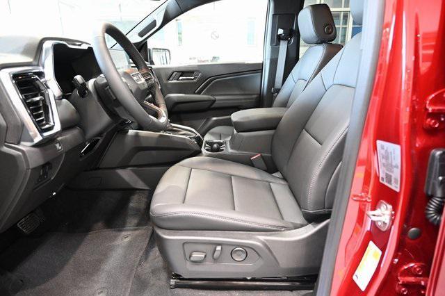 new 2025 GMC Canyon car, priced at $45,820