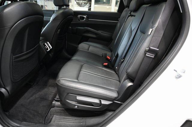 used 2024 Kia Sorento car, priced at $33,900
