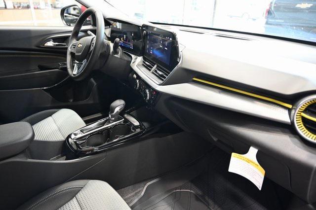 new 2025 Chevrolet Trax car, priced at $25,750